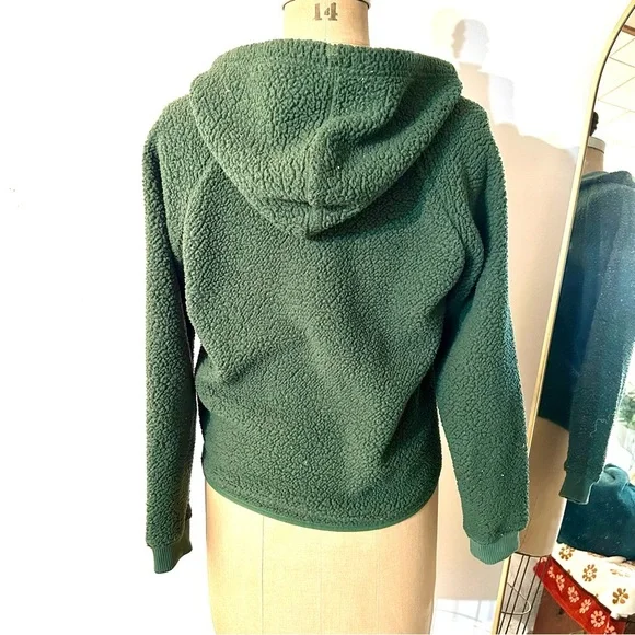 Eddie Bauer Women’s Green Raglan Fleece Hoodie Sz XS - Picture 6 of 9